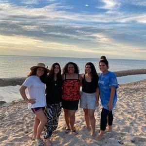 Meet your Posher, Veronica